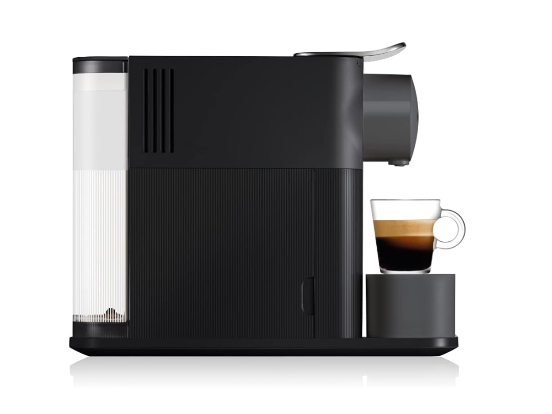 Buy Nespresso Lattissima One Touch F121 Coffee Machine – in Qatar  Buy Nespresso Lattissima One Touch F121 Coffee Machine – in Qatar